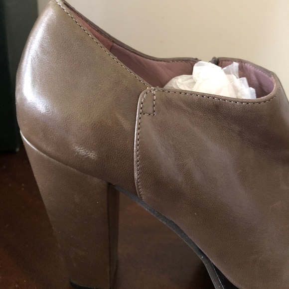 Robert Clergerie BERA "Agneau Bronze DBL PARME "8M - Picture 7 of 8